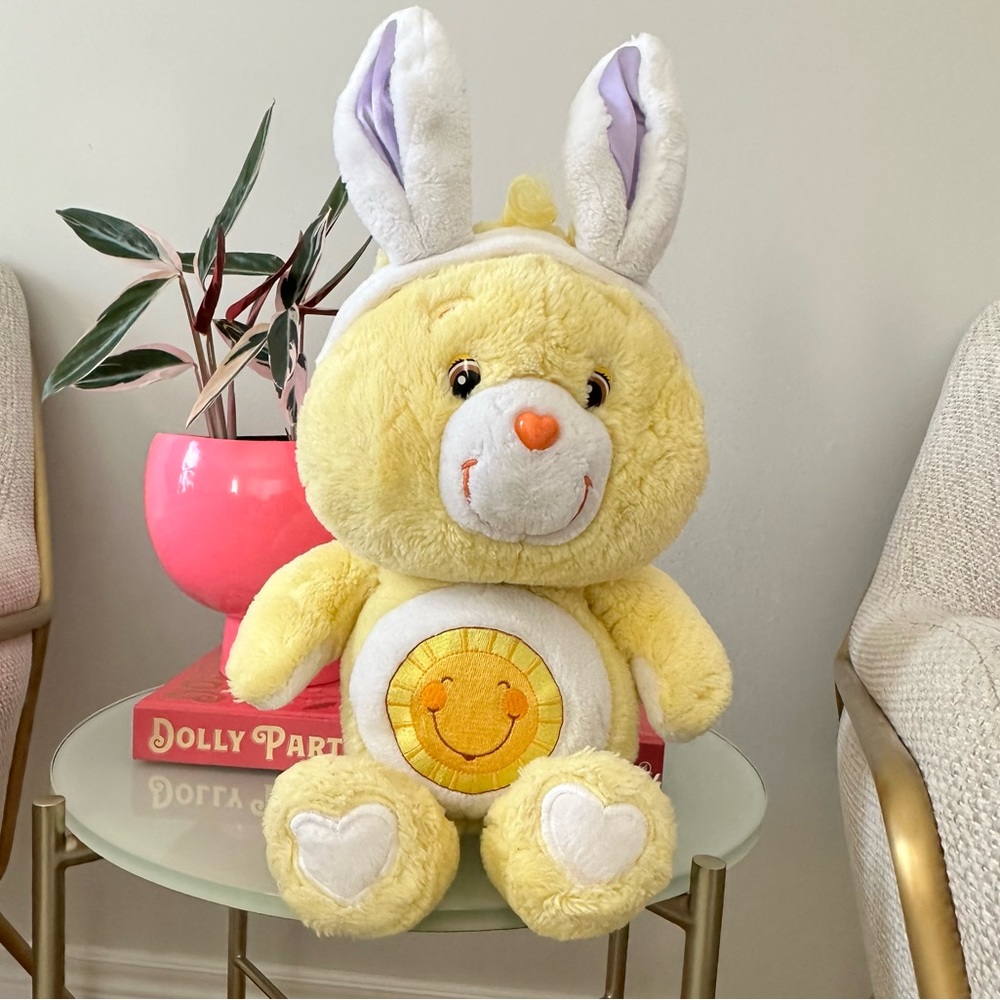 20” Funshine Easter Care Bear